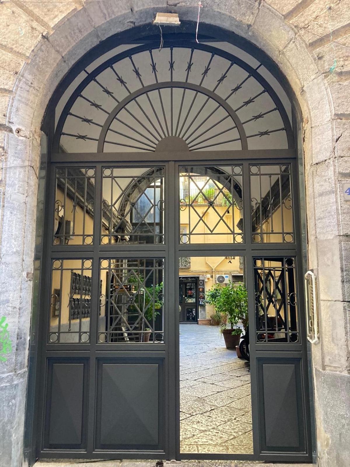 Casa Velata A Spaccanapoli Екстер'єр фото